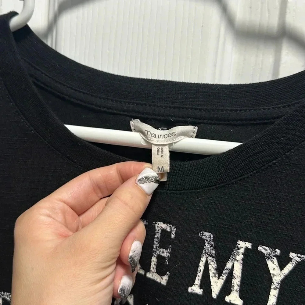 Maurice’s coffee graffic long sleeve top. - Picture 4 of 5